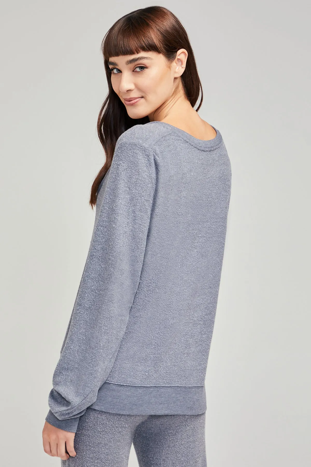 Baggy Beach Jumper Deep V | China Blue