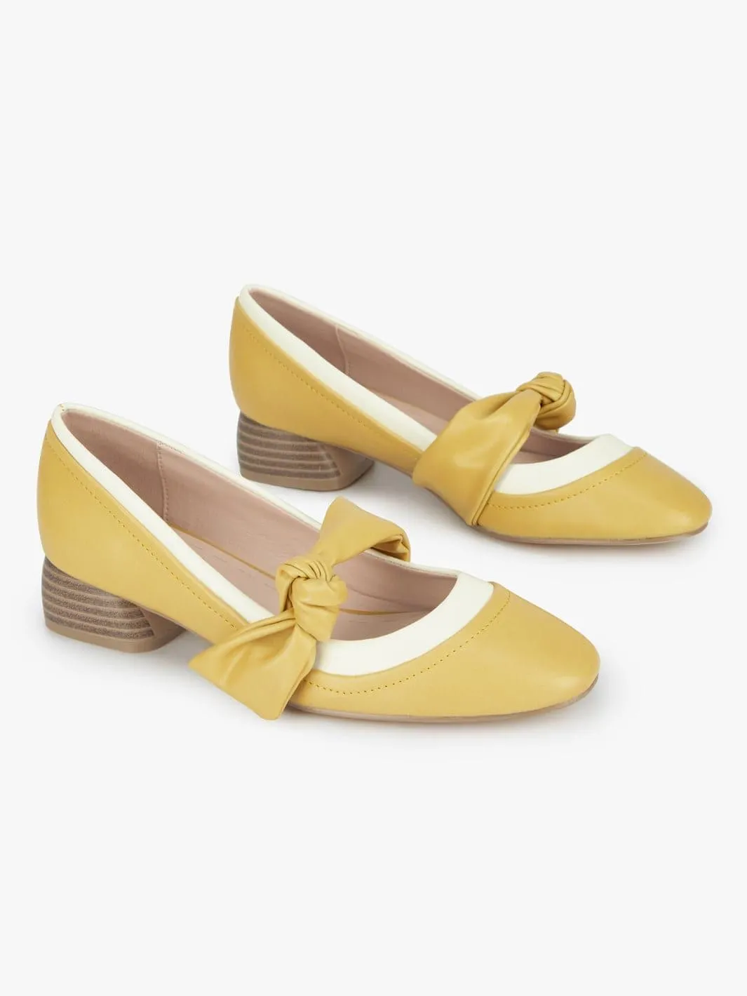 Cara retro bow shoes