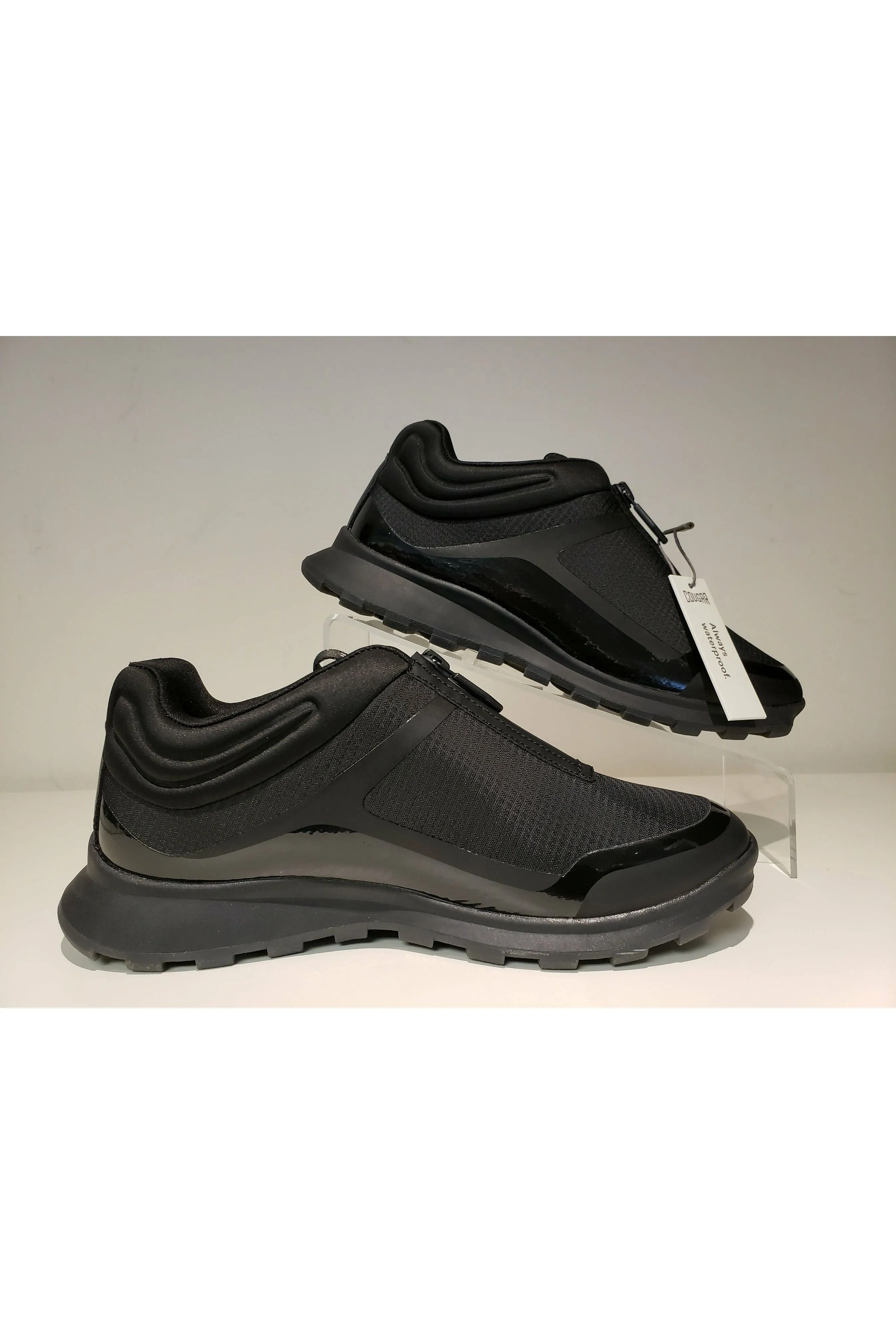 Razzle Waterproof Nylon Sneakers for Women - Stylish and Durable Cougars