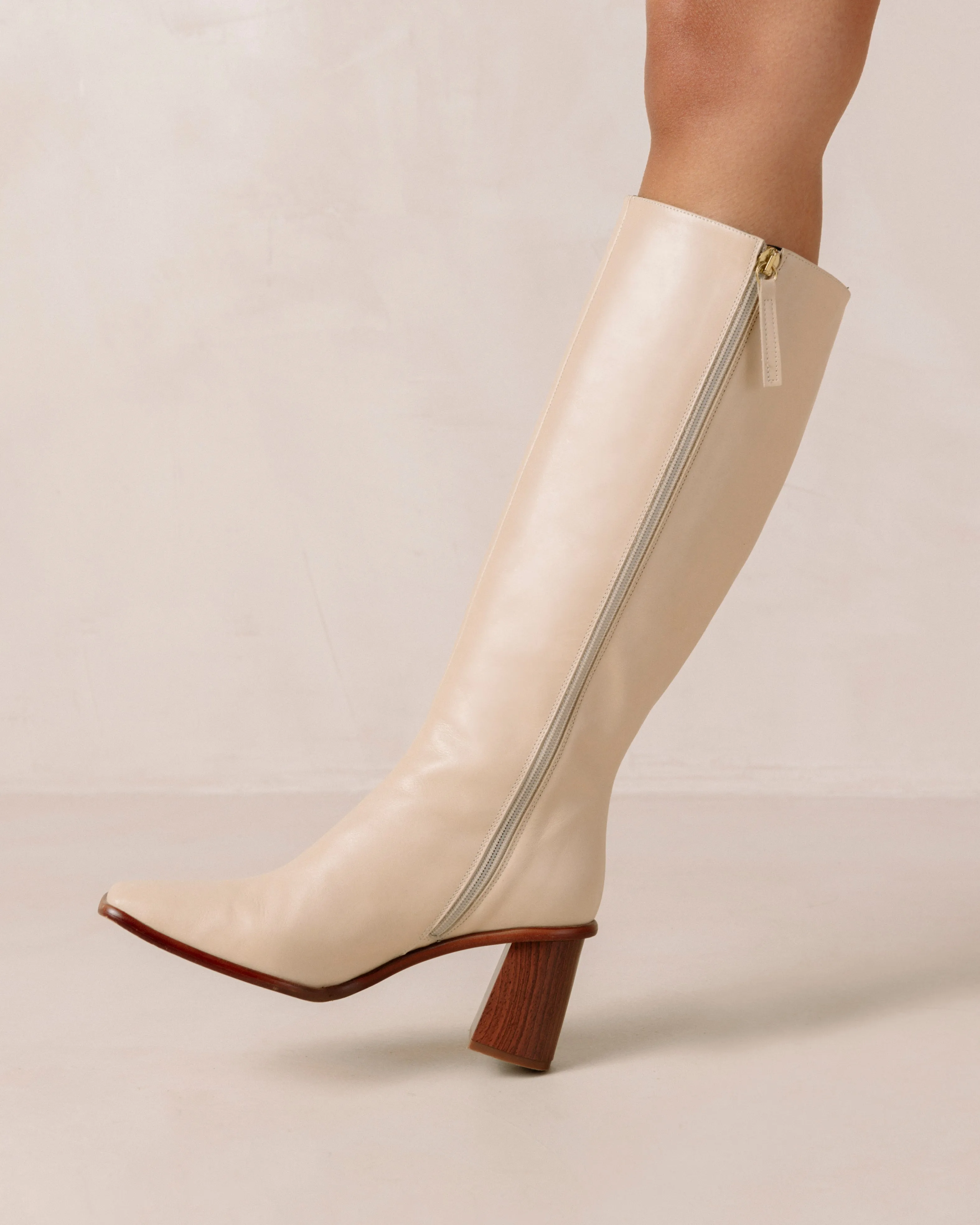 East Cream Leather Boots