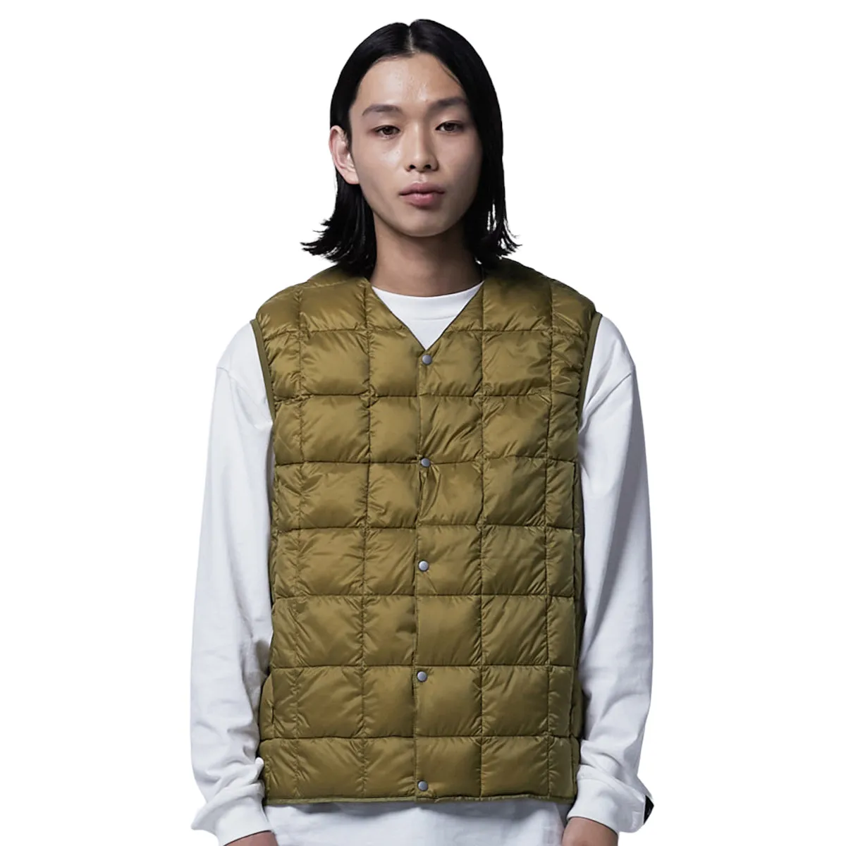 TAION V-Neck button down vest beige